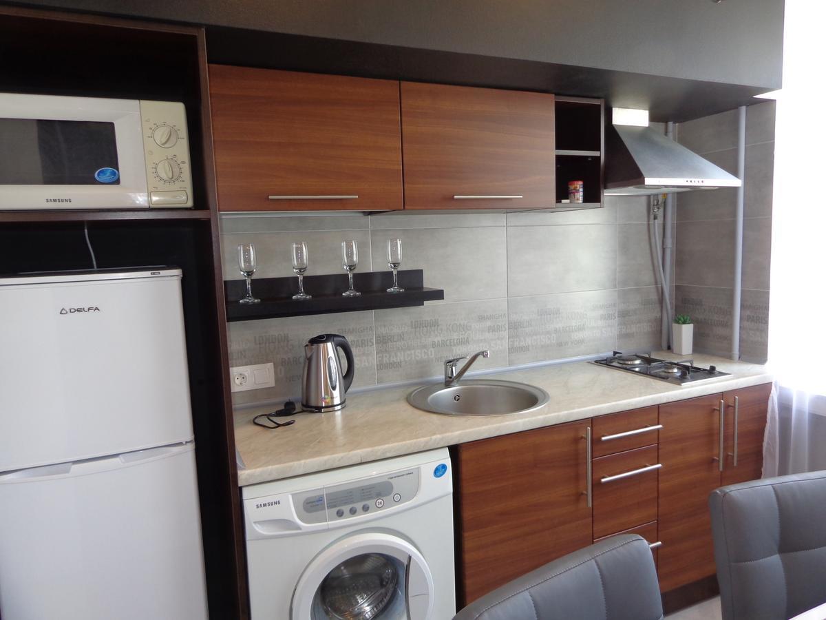 Studio Apartment Center Olimpiyska- 54 Velyka Vasylkivska Street Kiev Ngoại thất bức ảnh